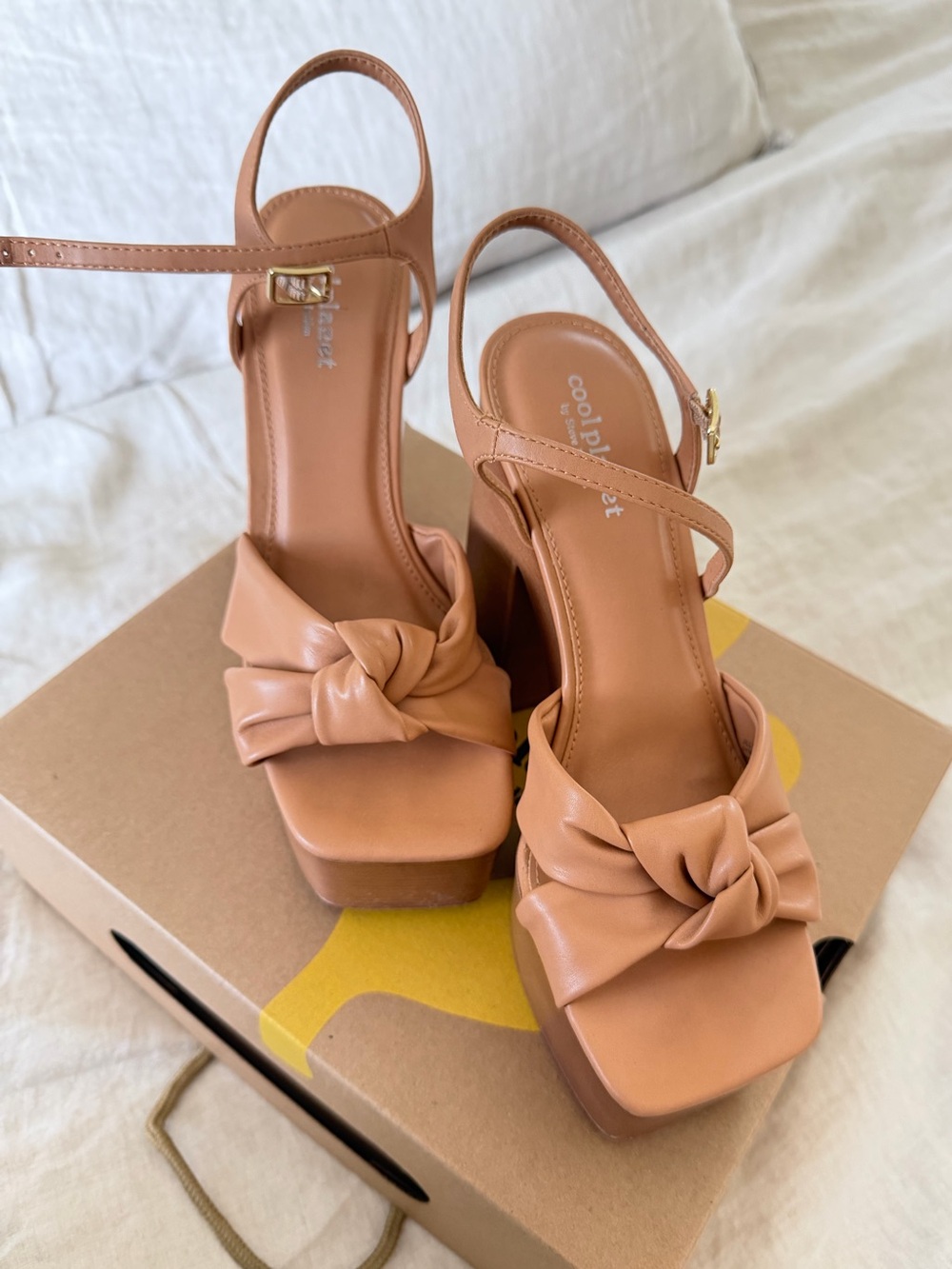 Chunky Tan Knotted Platform Sandals with Ankle Strap